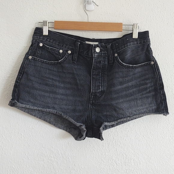 Madewell Relaxed Denim Shorts Black / Gray Style AJ243 Size 28 - Picture 2 of 9